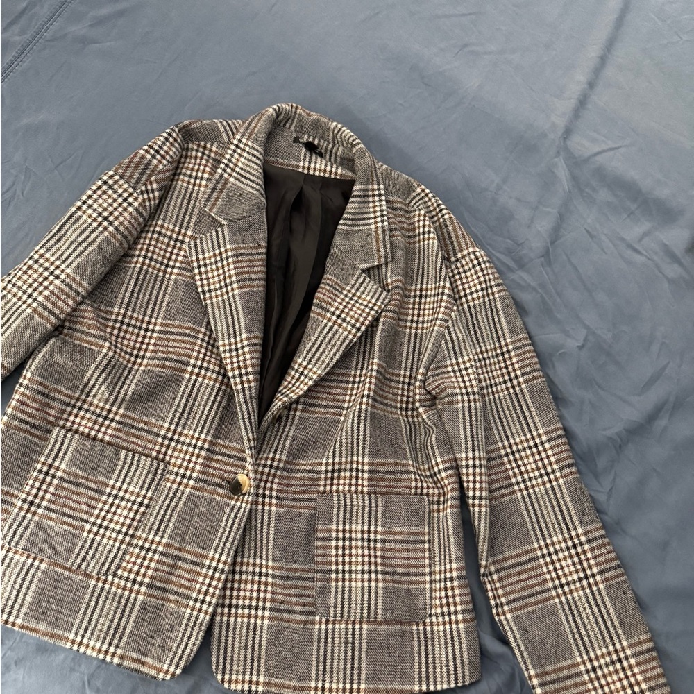 Versona Checkered Blazer in Gray and Brown